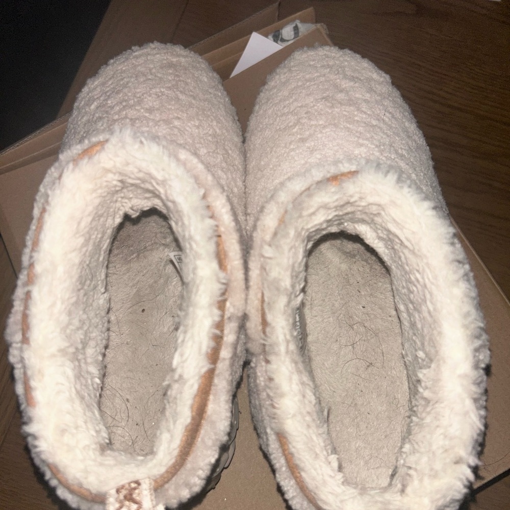 Cozy Cream Fleece Slippers